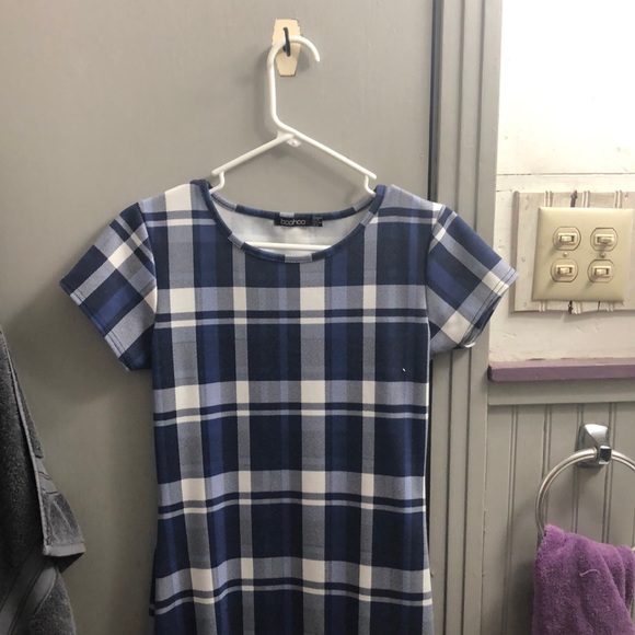 Dresses & Skirts - Blue plaid dress